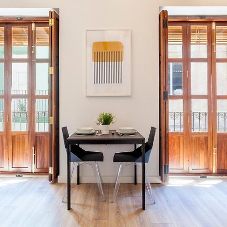 Modern Flat By Mercado Central In Ciutat Vella Валенсия Екстериор снимка