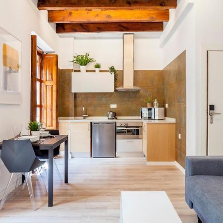 Modern Flat By Mercado Central In Ciutat Vella Валенсия Екстериор снимка
