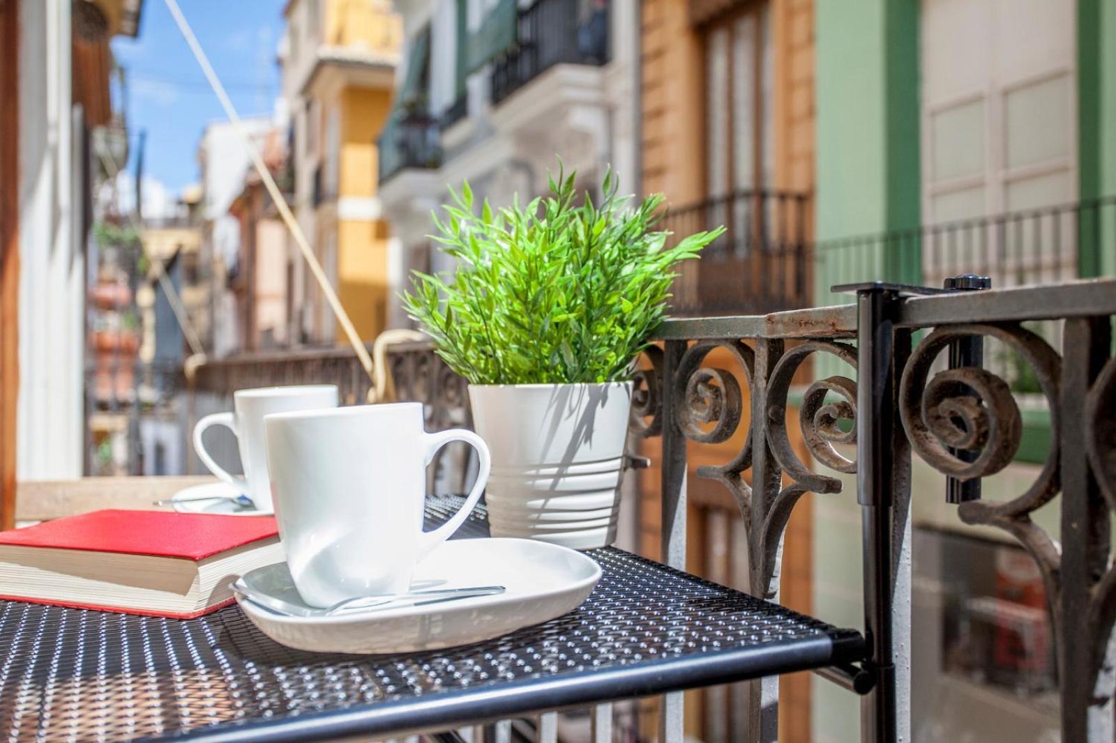 Modern Flat By Mercado Central In Ciutat Vella Валенсия Екстериор снимка